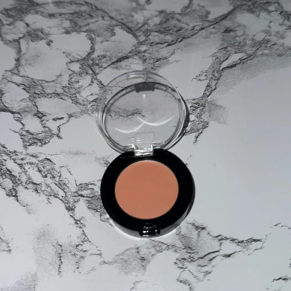 NWOB Bobbi Brown corrector-Bisque Never used No box
